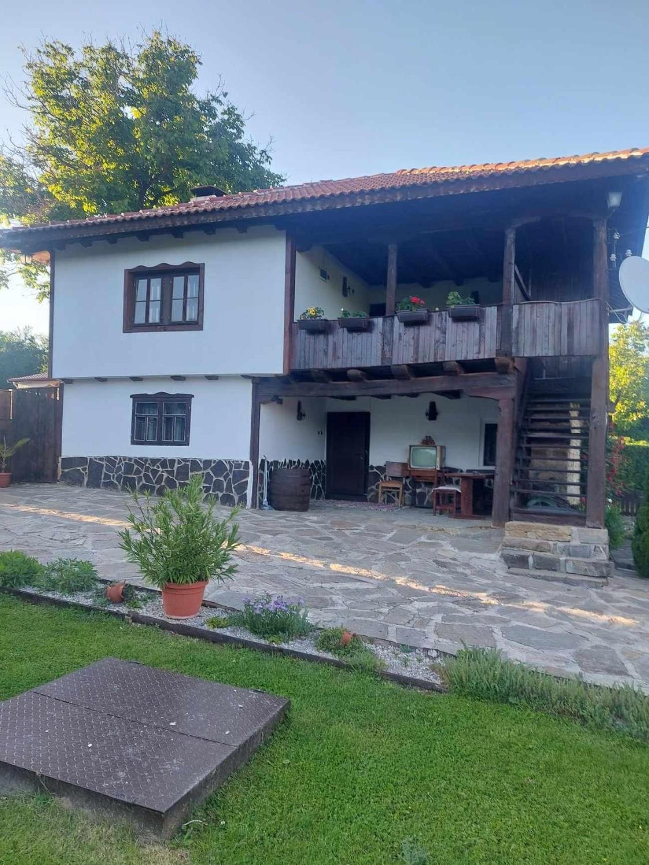 Митровата Къща Villa Raynovtsi Buitenkant foto