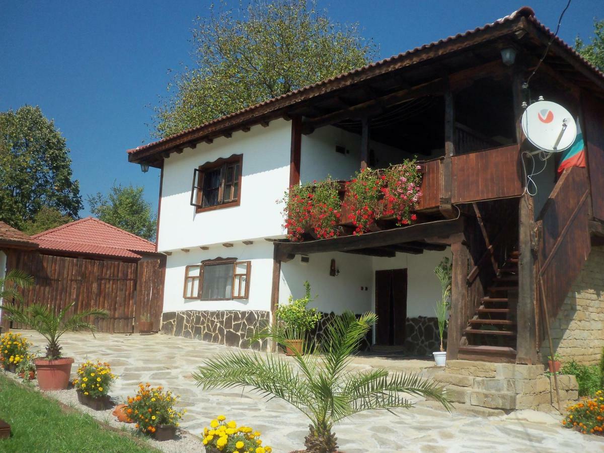 Митровата Къща Villa Raynovtsi Buitenkant foto