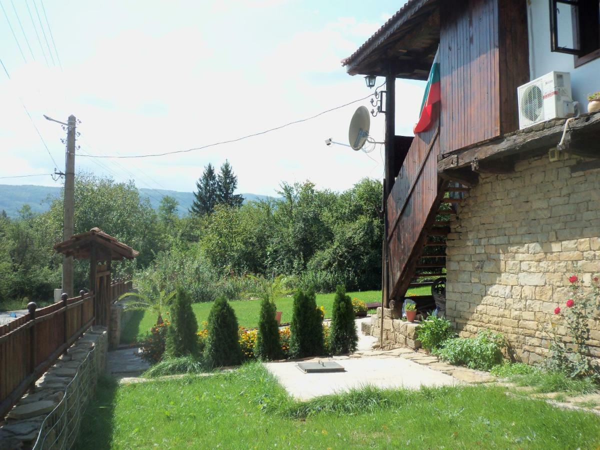 Митровата Къща Villa Raynovtsi Buitenkant foto
